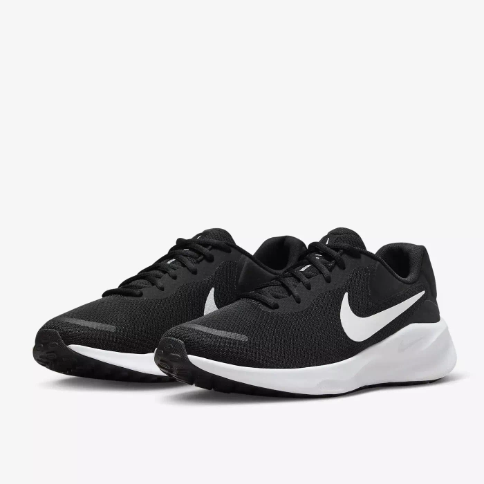 NIKE REVOLUTION 7