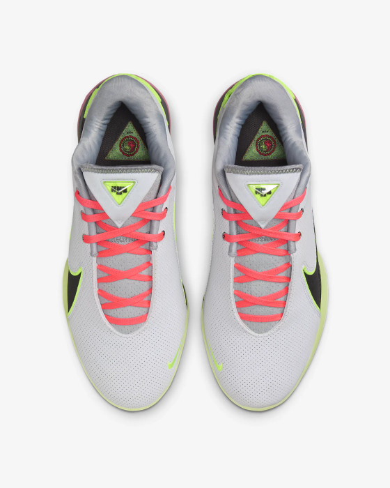 Nike LeBron XXII „Crown Jewel”