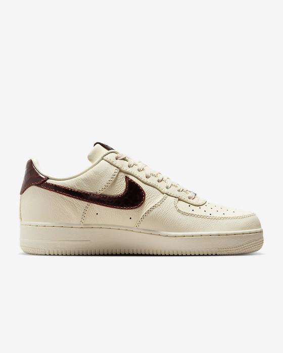 Nike Air Force 1 '07
