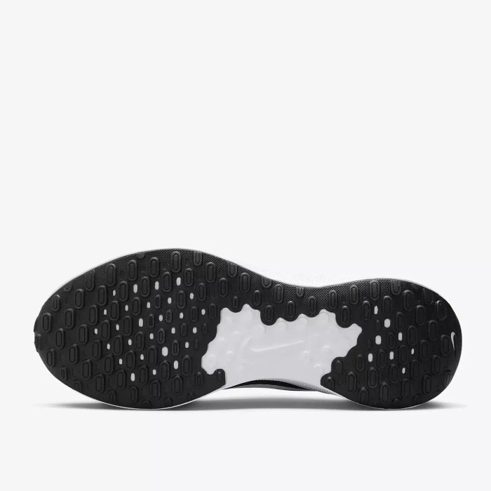 NIKE REVOLUTION 7