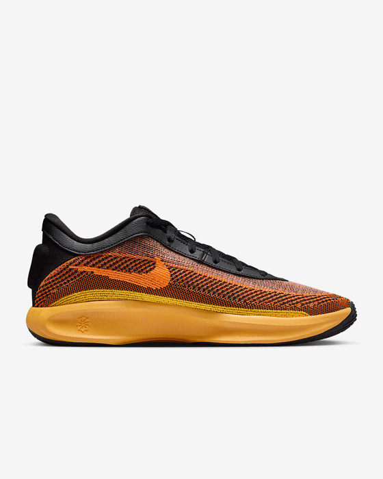 Nike G.T. Hustle Academy