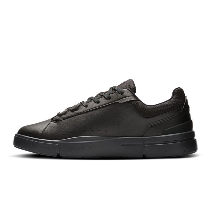 ON The Roger Advantage Black | Black