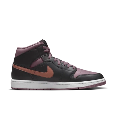 Nike Air Jordan 1 Mid SE
