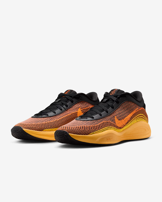 Nike G.T. Hustle Academy