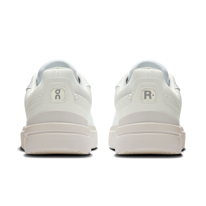 ON The Roger Advantage White | White