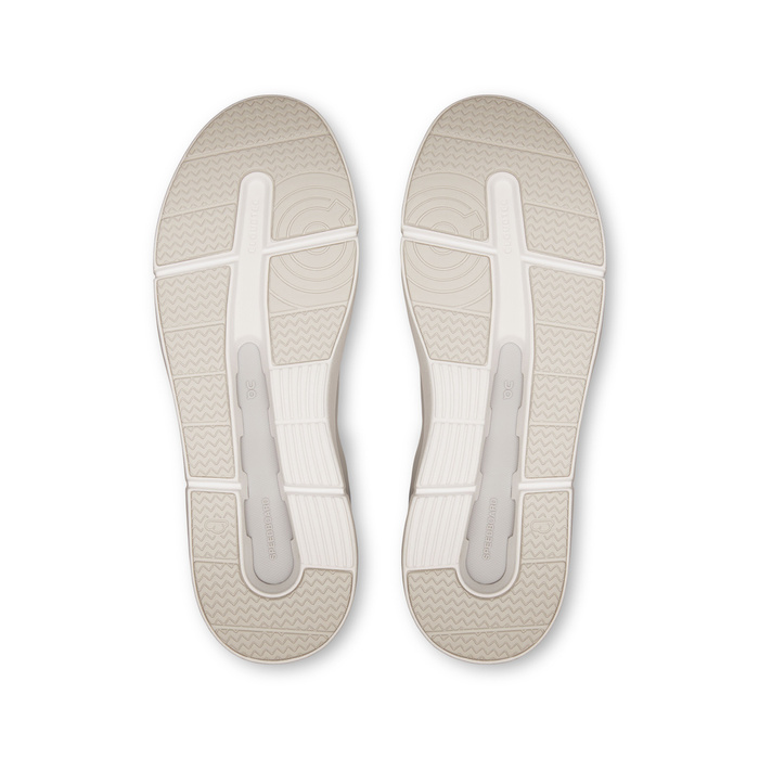 ON The Roger Advantage Wolf | Glacier