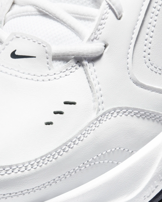 Nike Air Monarch IV 
