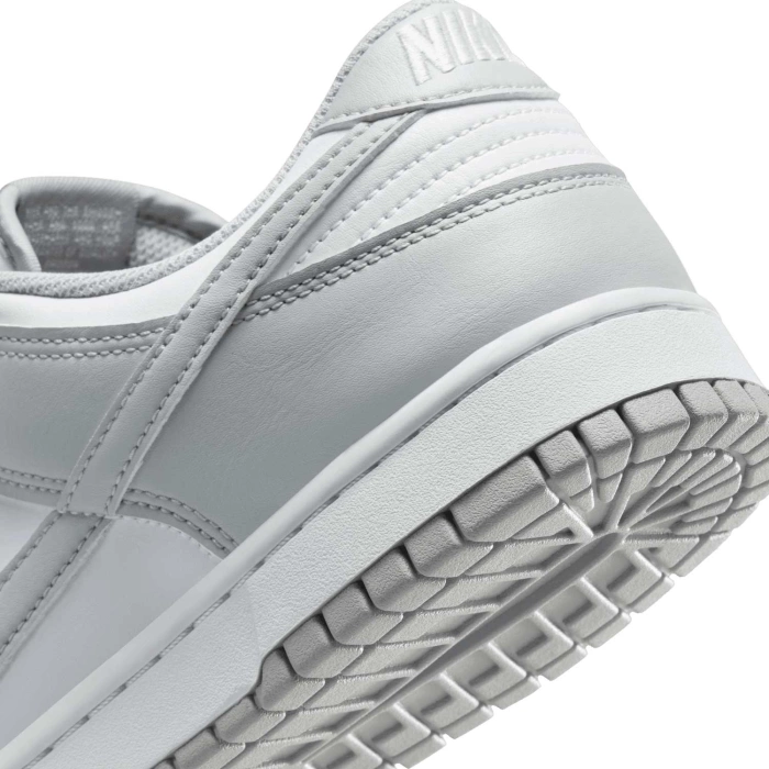 Nike Dunk Low Retro