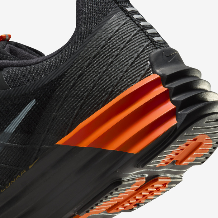 Nike Lunar Roam HJ8999-001